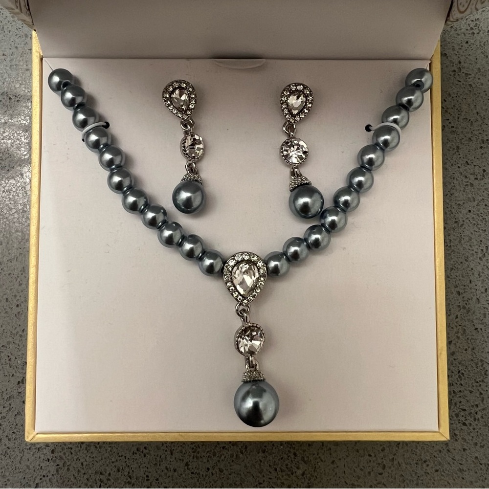 Blue and Silver pearl jewelry set
